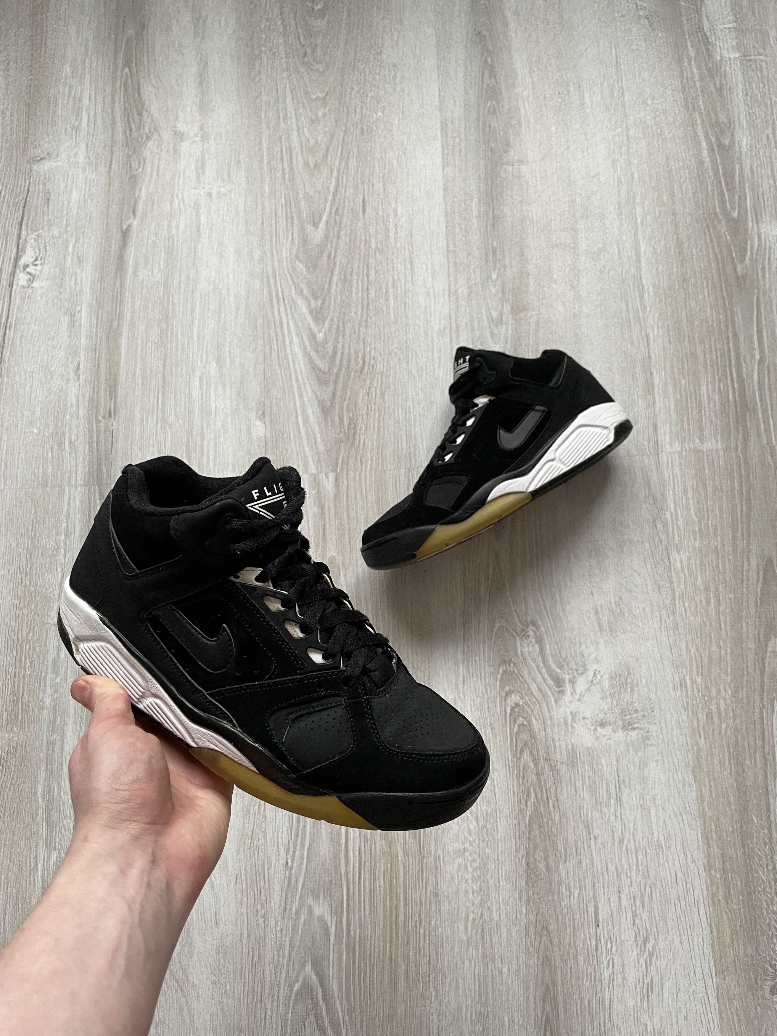 Nike Nike Air Flight Lite Mid Size US 8 / EU 41 - 1 Thumbnail