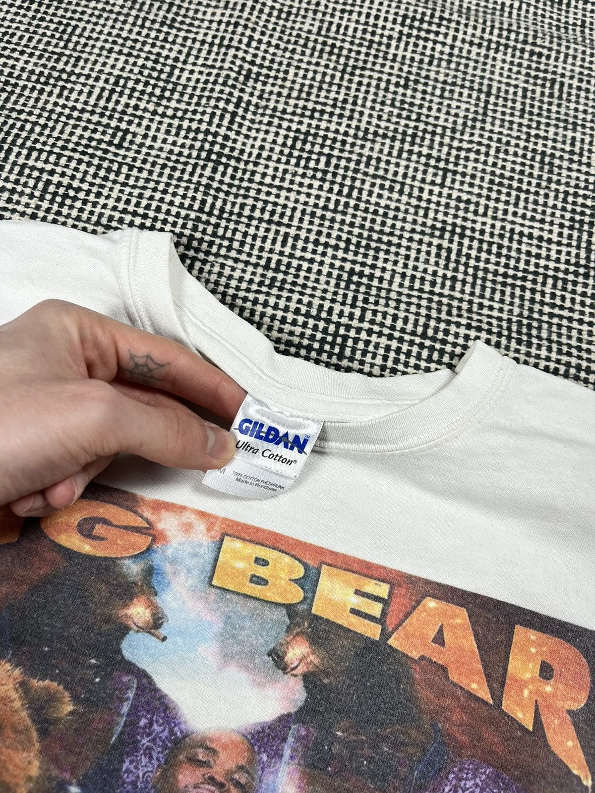 Rap Tees Big bear doin thangs rap tee streetwear Size US M / EU 48-50 / 2 - 2 Thumbnail