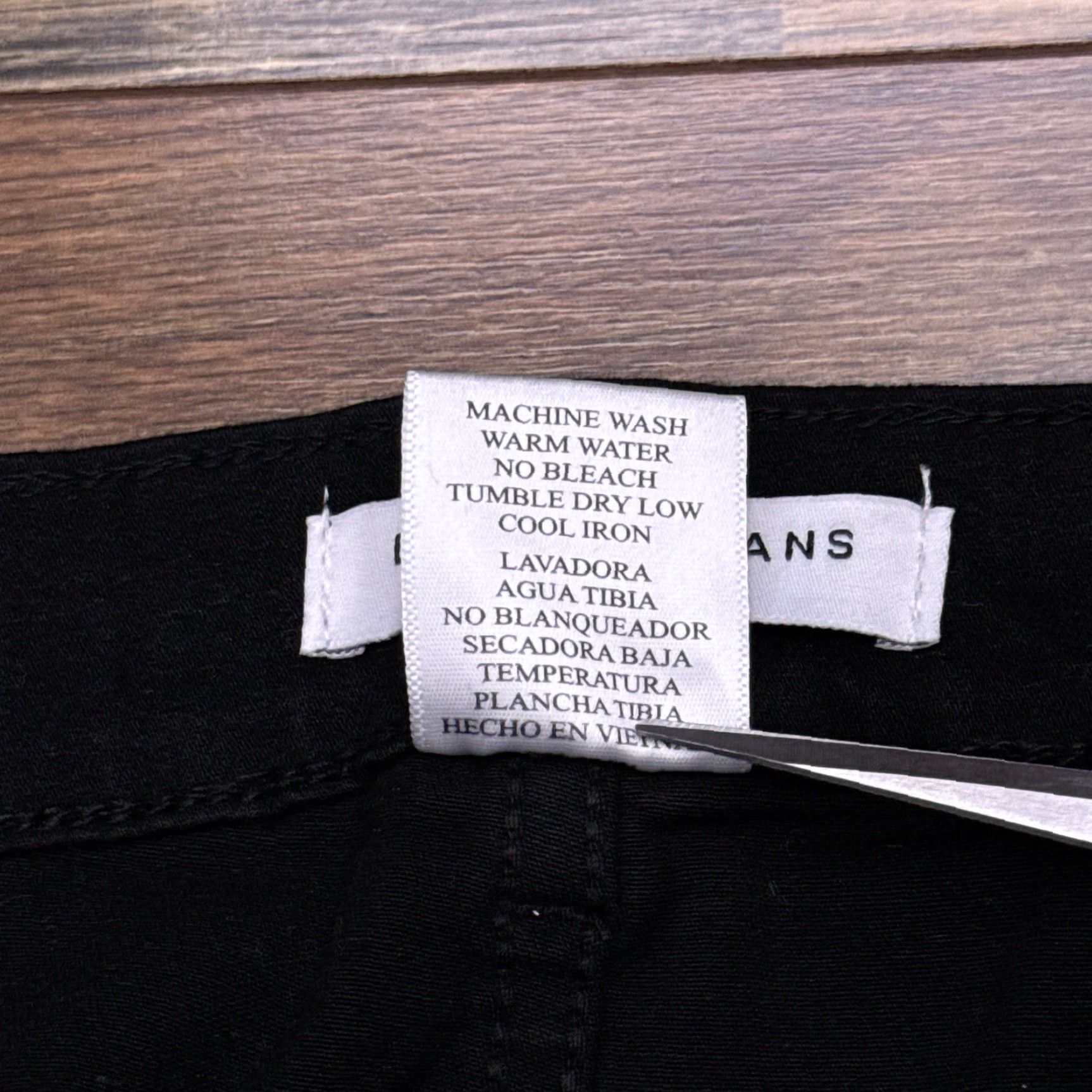 Vintage Encore Womens Jeans Skinny 15 Black High Rise Distressed Stretch Denim 5-Pocket Logo Slim Modern City Jeans Womens Size 36" / US 14 / IT 50 - 6 Thumbnail