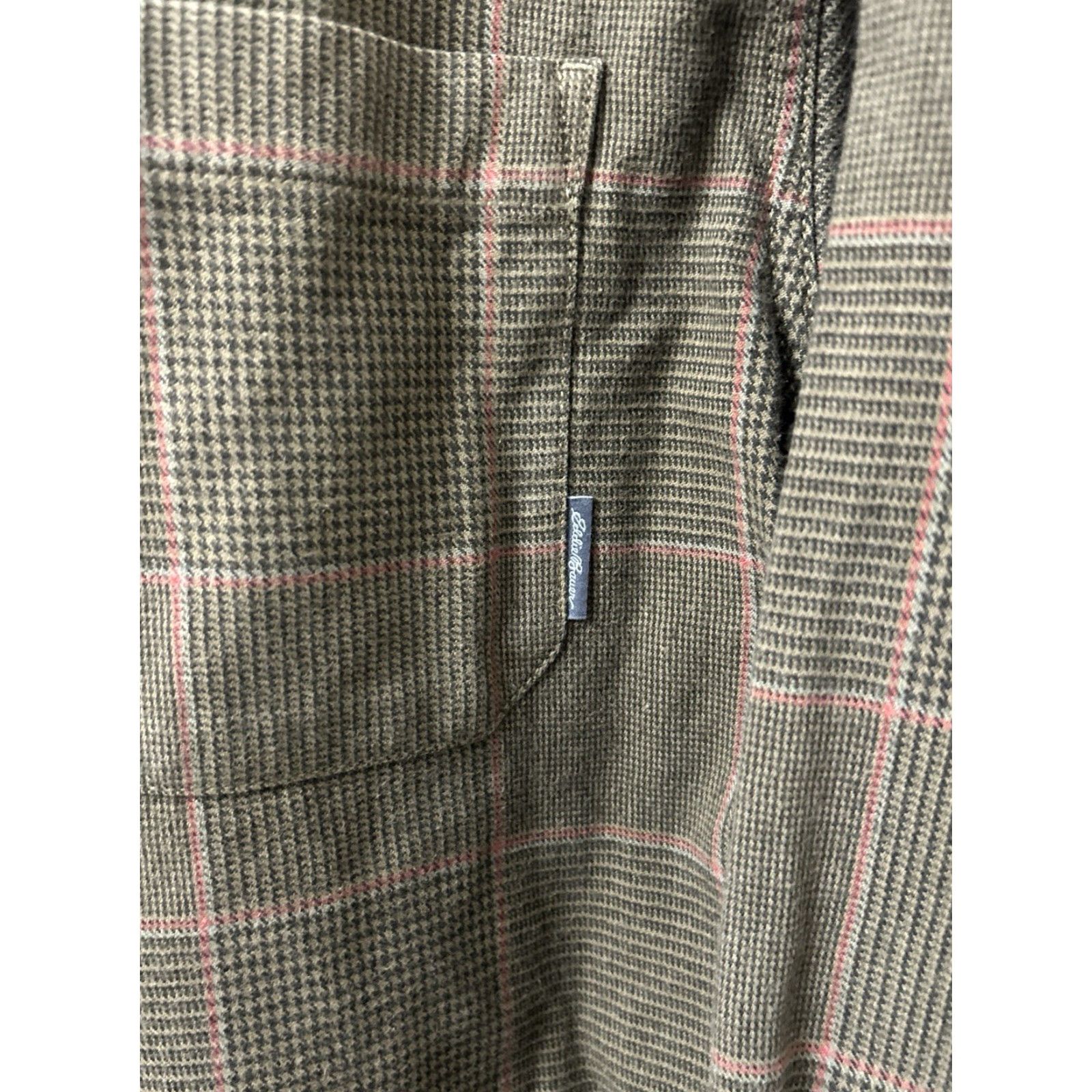 Eddie Bauer Eddie Bauer Button-Up Shirt Mens L Brown Plaid Houndstooth Flannel Long Sleeve Size US L / EU 52-54 / 3 - 5 Thumbnail