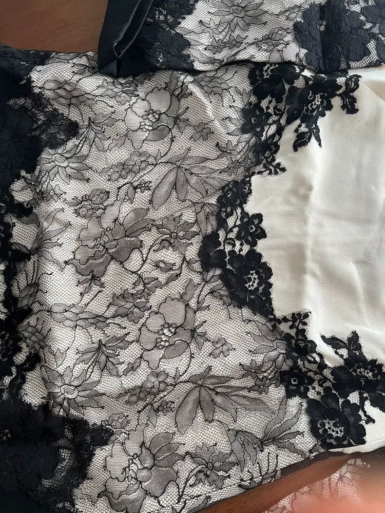 Valentino Valentino Floral dress Size M / US 6-8 / IT 42-44 - 8 Thumbnail