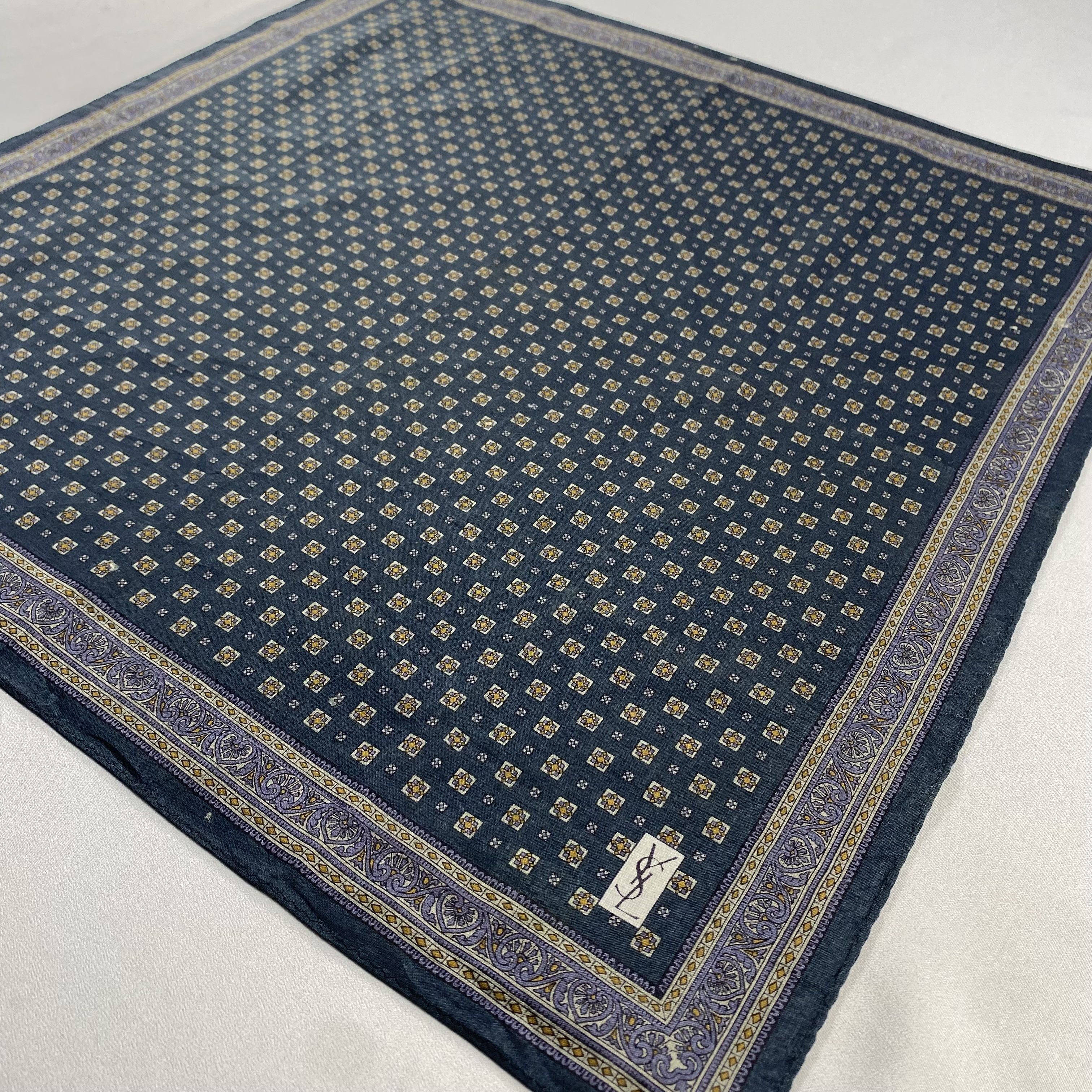 Vintage Yves Saint Laurent Handkerchief / Neckerchief / Bandana-P974 Size ONE SIZE - 2 Thumbnail