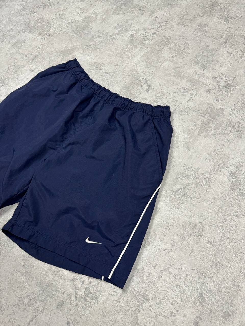 Nike Vintage Nike y2k Blue Shorts Size M Size US 33 - 3 Thumbnail