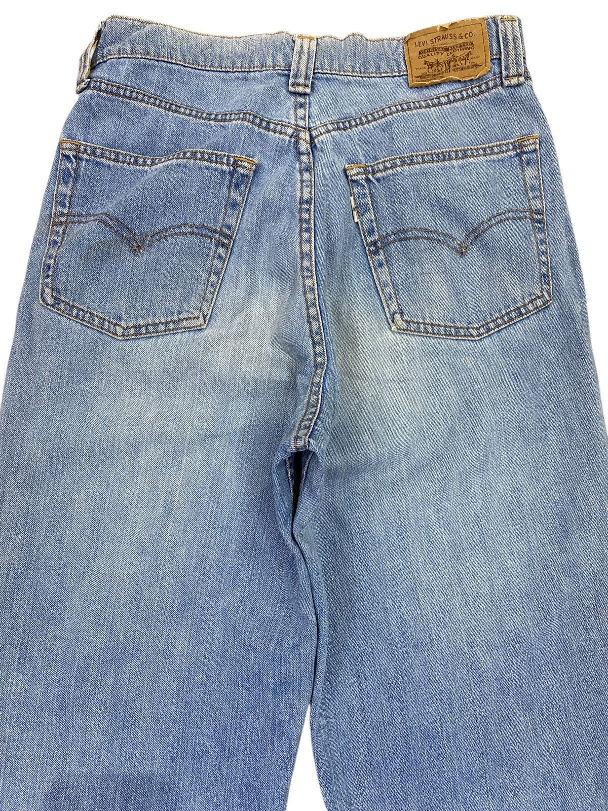 Levi's Levi’s Faded Blue Wash Style Loose Jeans Size US 28 / EU 44 - 4 Thumbnail