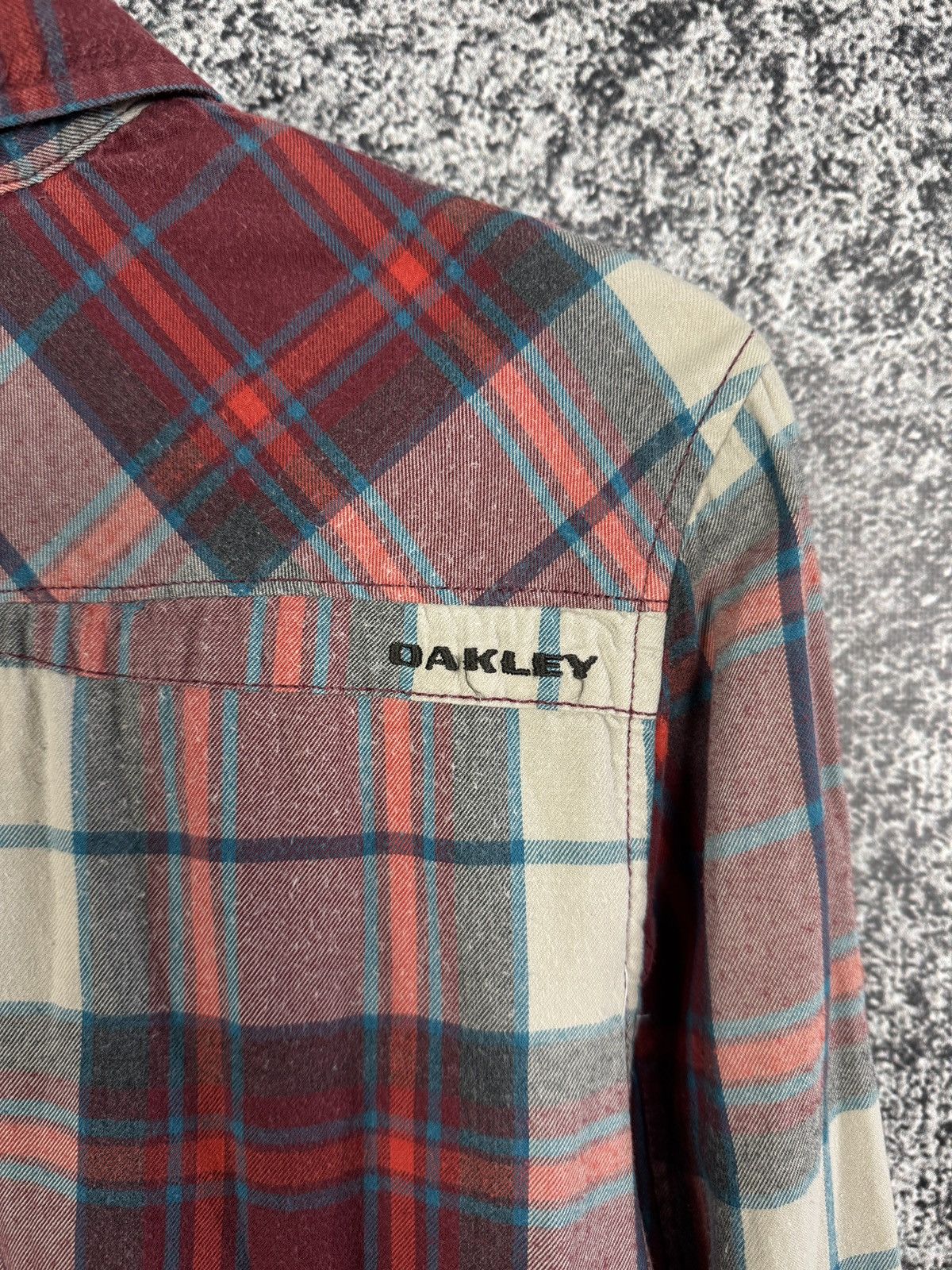 Oakley Vintage Oakley Plaid Flannel Long Sleeve Shirt Button Up S Size US S / EU 44-46 / 1 - 16 Thumbnail