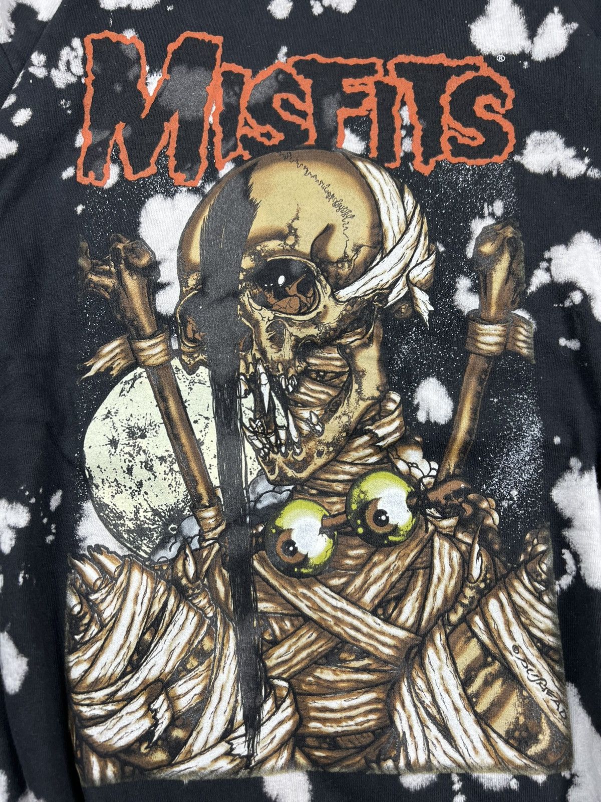 Band Tees Vintage Misfits Skulls Mudwash Rhinestones Grunge Y2K Tee Size US S / EU 44-46 / 1 - 4 Thumbnail