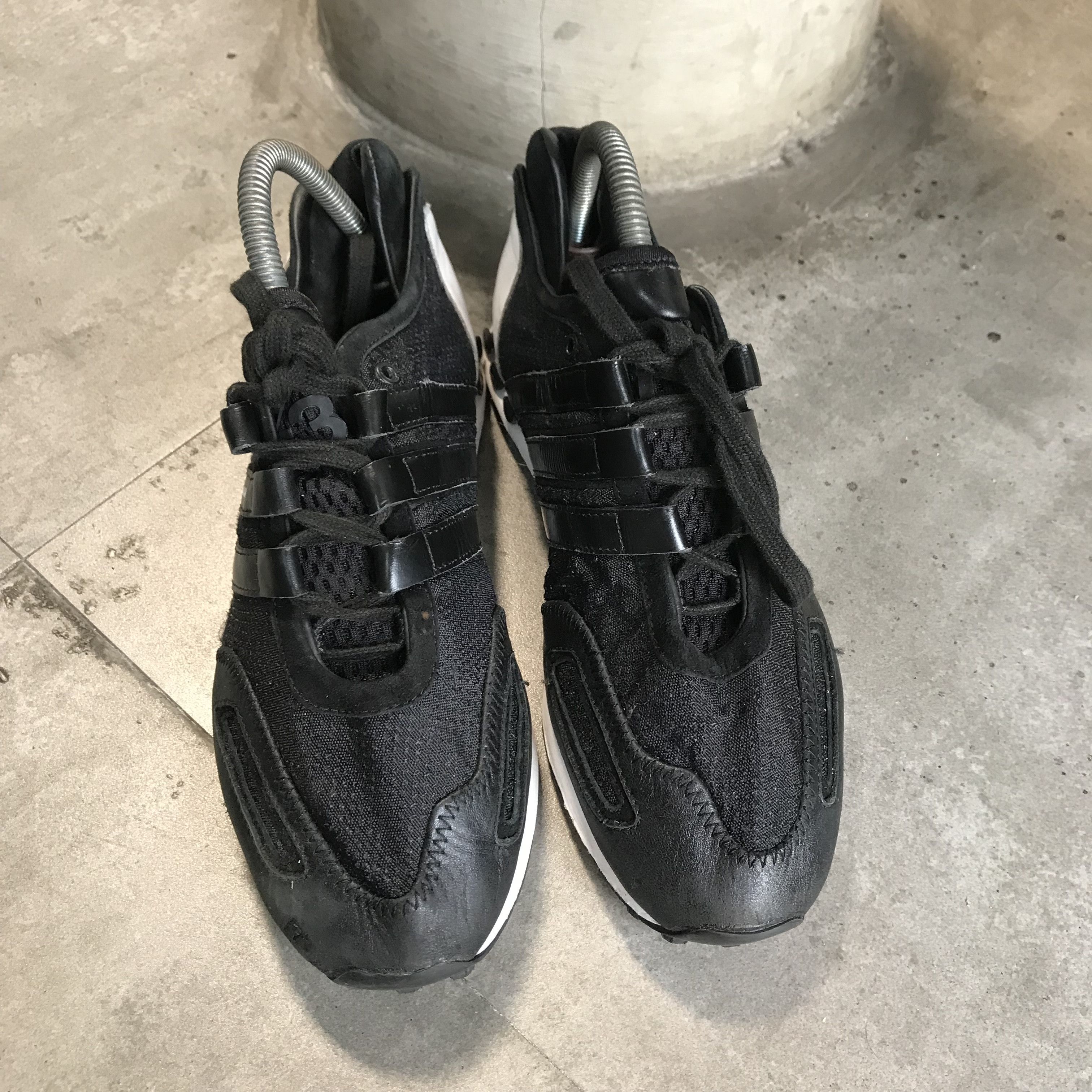 Yohji Yamamoto adidas x Yohji Yamamoto Y-3 La Trainner two tone colorway Size US 7 / EU 40 - 5 Thumbnail
