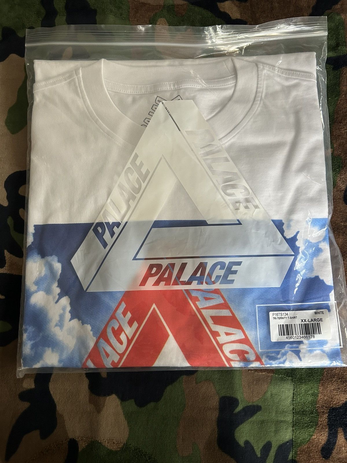 Palace Palace Tri-Ternity T-Shirt White XXL SS19 Size US XXL / EU 58 / 5 - 2 Thumbnail