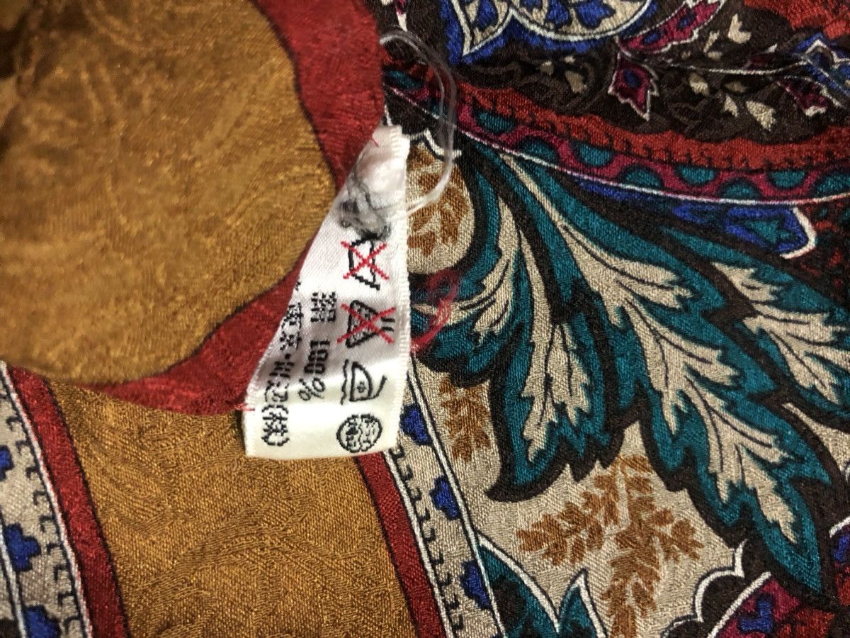 Designer × Yves Saint Laurent Yves Saint Laurent Florals Silk Scarf Size ONE SIZE - 5 Thumbnail