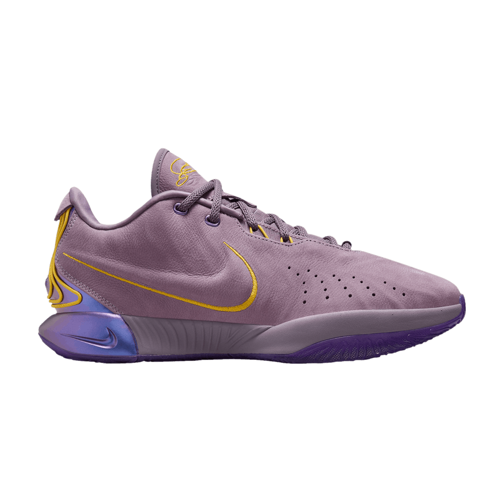 image of Nike Lebron 21 Ep Freshwater Shoes in Purple, Men's (Size 11)
