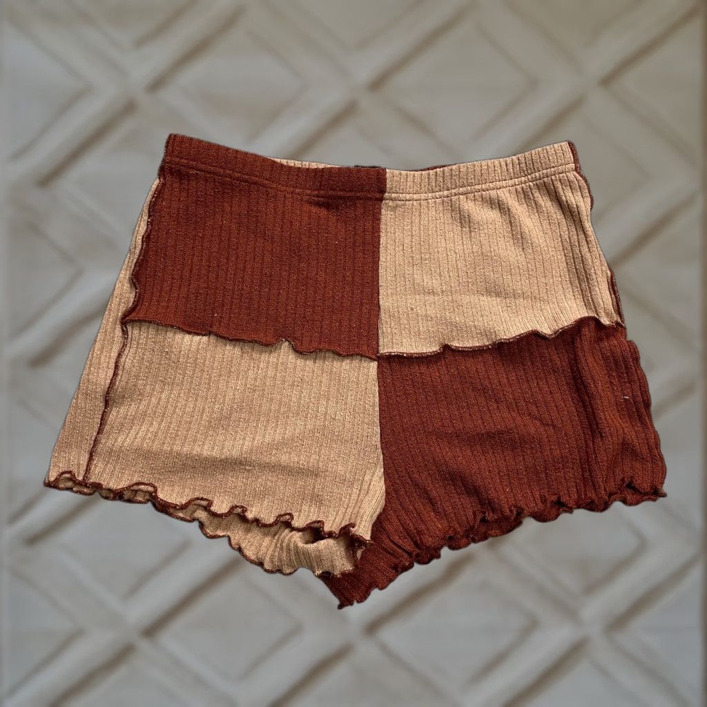 Shein Shein Knit Shorts Womens Medium W26 Brown Elastic Waist High Rise Stretch Casual Size 32" / US 10 / IT 46 - 1 Thumbnail