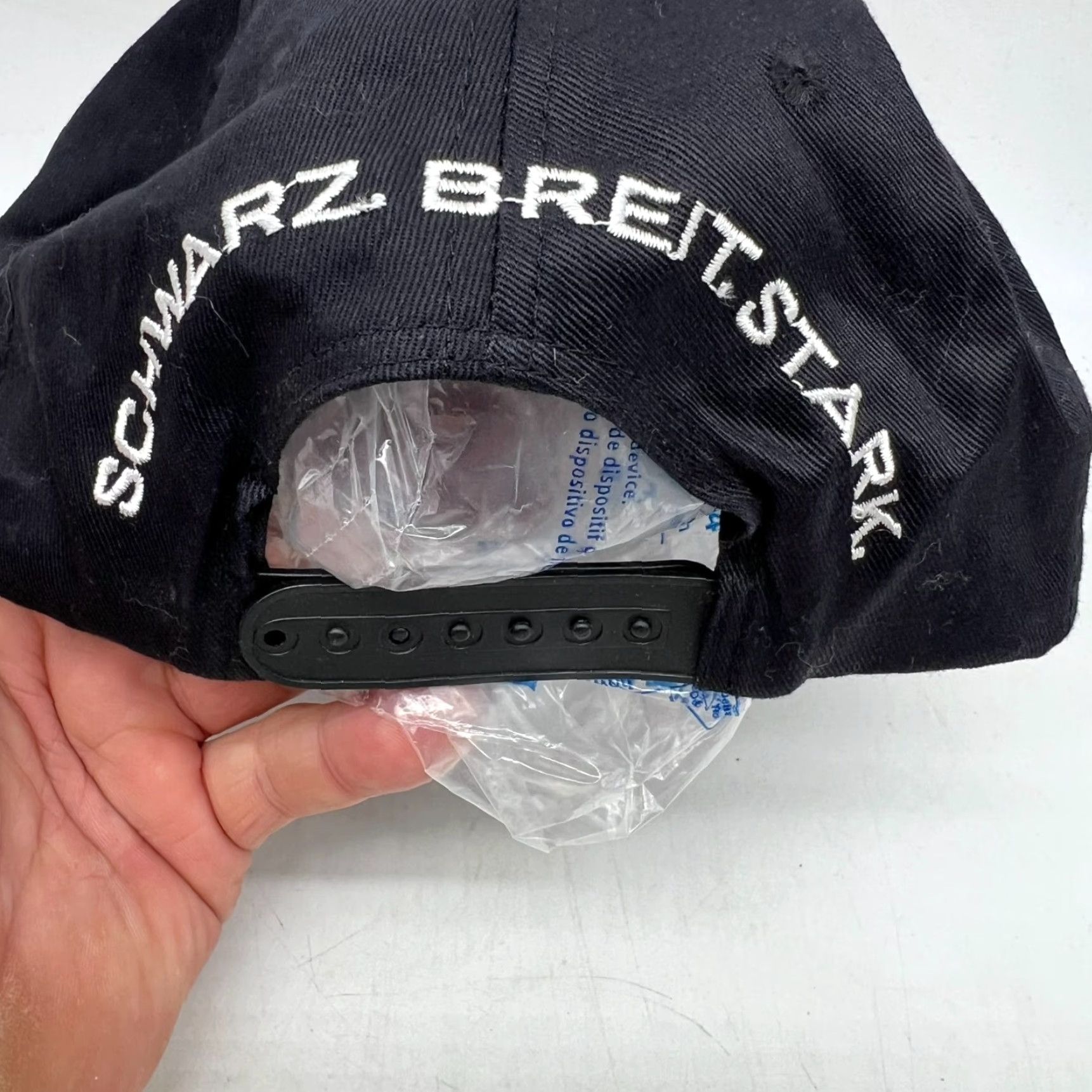 Quest VINTAGE IMI Yukon Quest Hat Trucker Snapback Black/Red Adult One Size Cotton Canvas IMI Tag Bill Hero Graphic 90s Theme Men’s Hat Size ONE SIZE - 4 Thumbnail