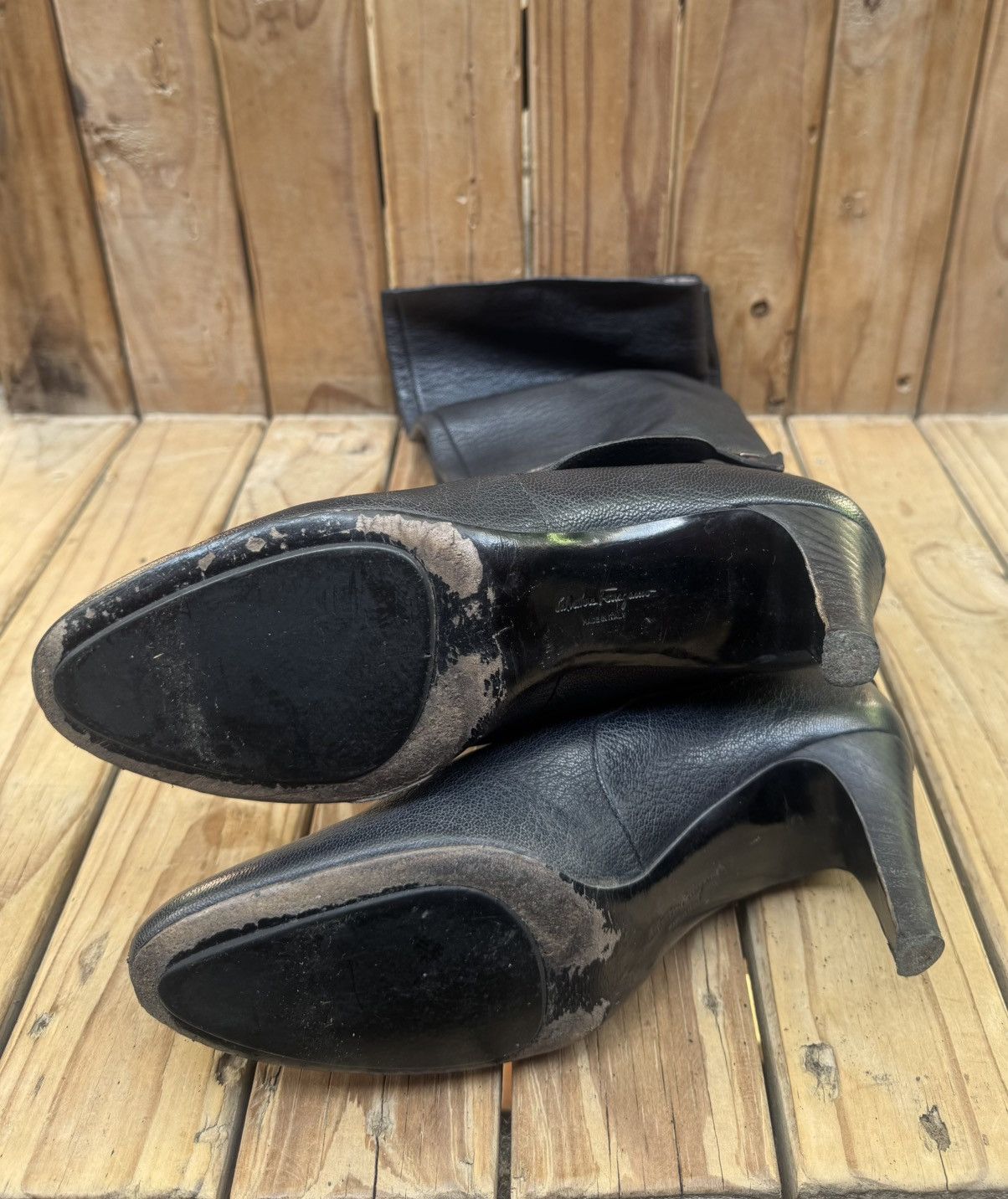 Salvatore Ferragamo Salvatore ferragamo black HI Leather heeled boots sz USA 7G Size US 7 / IT 37 - 10 Thumbnail
