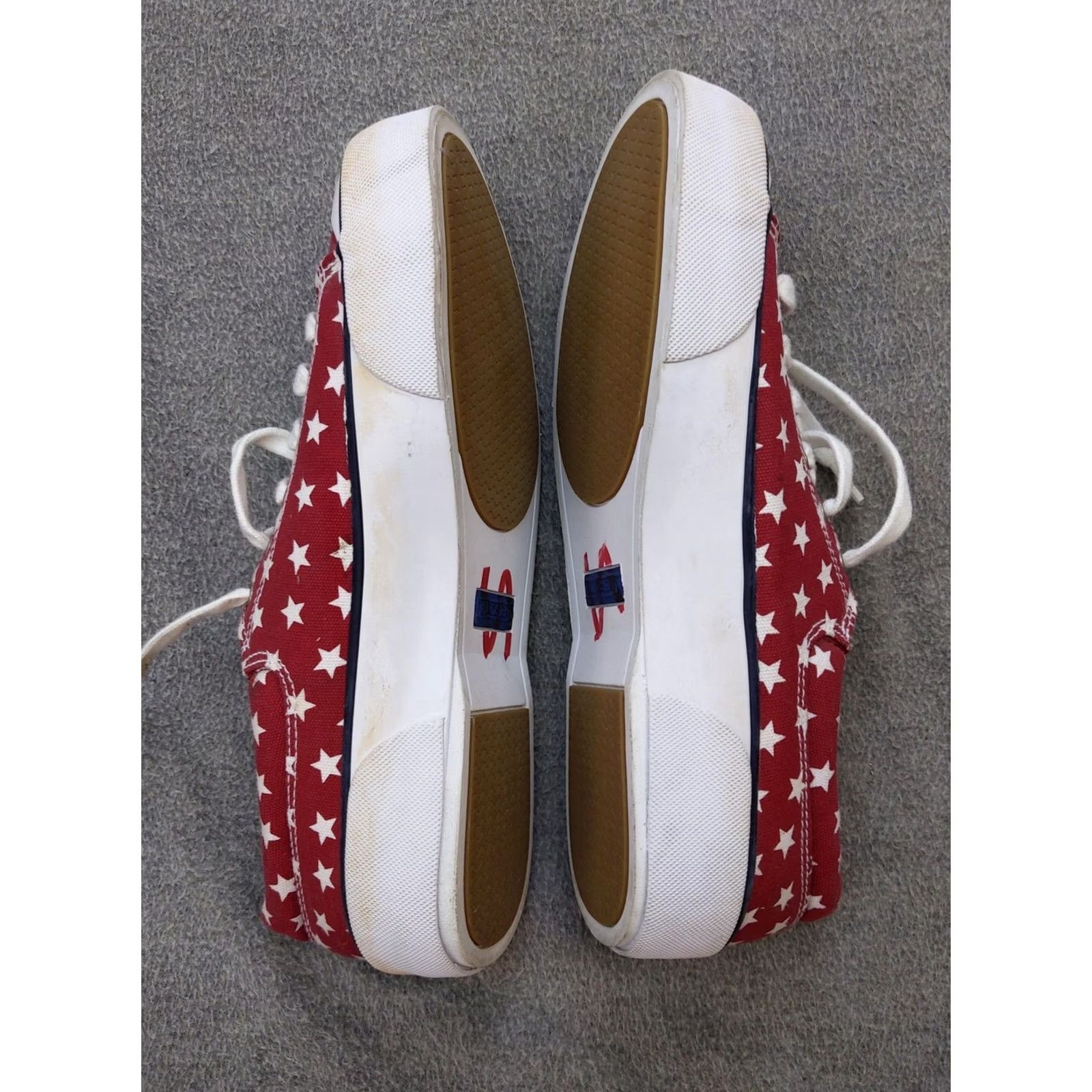 Lands' End Lands' End Star Print Canvas Sneakers Womens 7 Red White Lace Up Low Top Casual Shoes USA Size M / US 6-8 / IT 42-44 - 7 Thumbnail