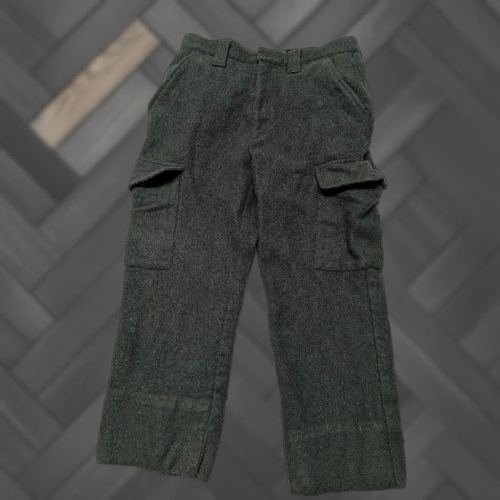 Vintage VINTAGE Cabela's hunting WOOL cargo pants 32x26 green Men Pants Wool Cargo Size US 32 / EU 48 - 1 Thumbnail