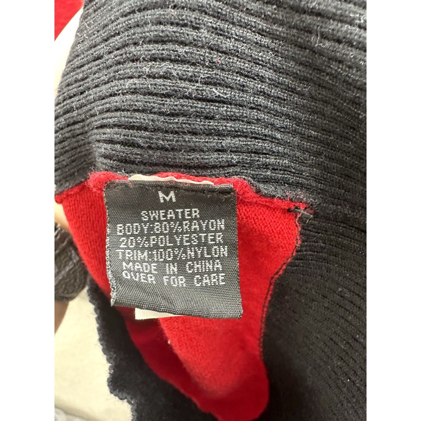 Vintage IZ Byer Womens Sweater Size Medium Red Black 3/4 Sleeve Lace Arm Scrunch Sides Knit Pullover Knit Style Tight-Knit Casual Women’s Pullover Red Size M / US 6-8 / IT 42-44 - 4 Thumbnail