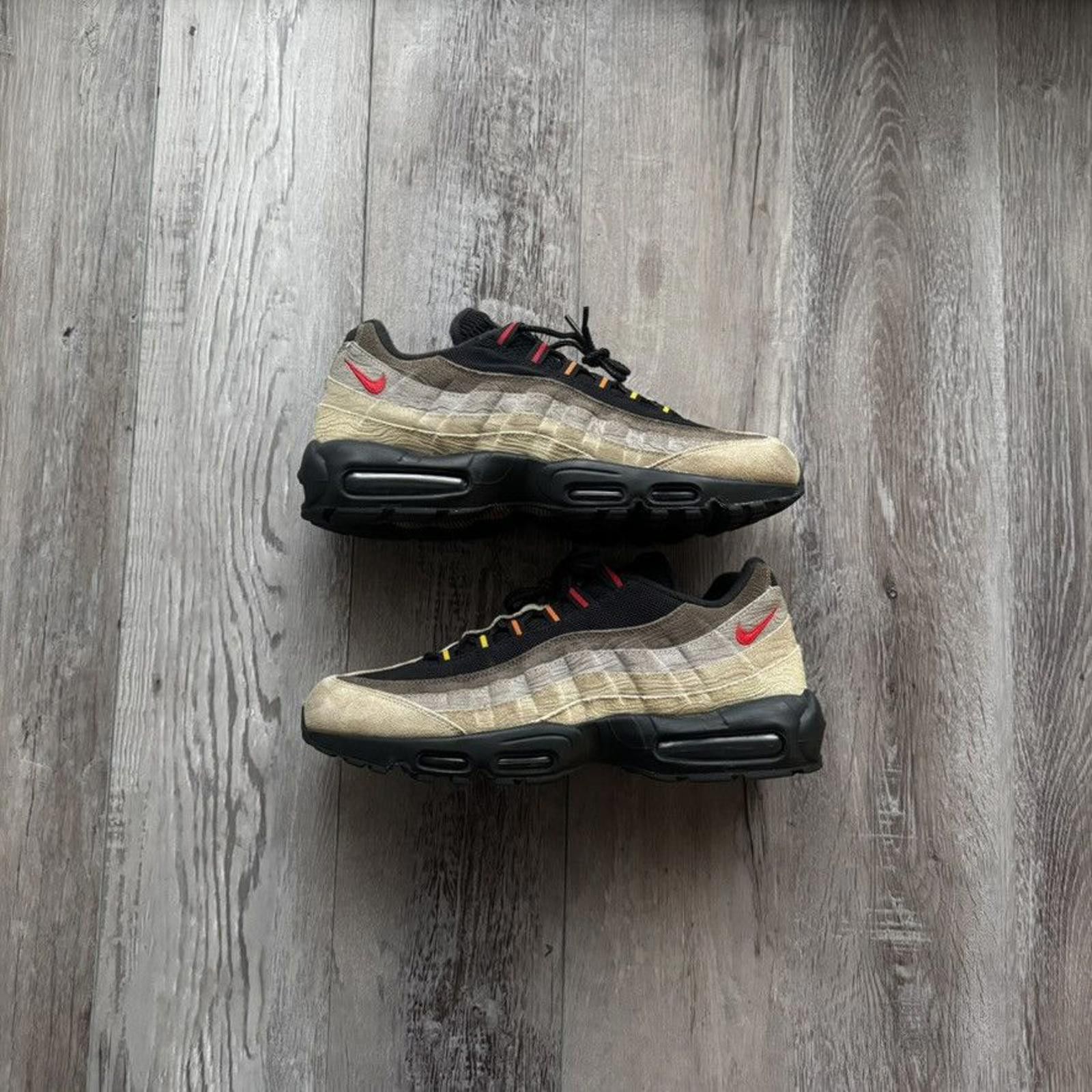Nike NIKE • Air Max 95 "Off Noir Limestone" (13M) Size US 13 / EU 46 - 1 Thumbnail