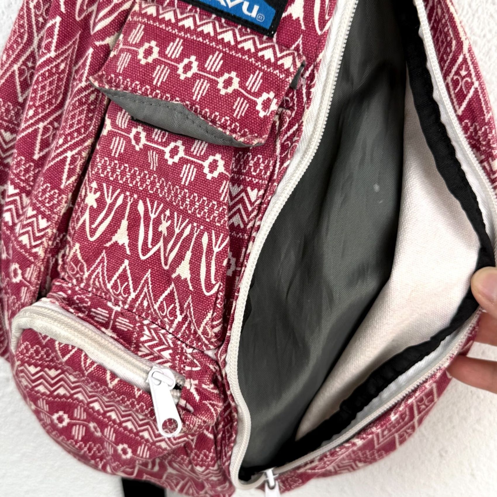KAVU KAVU Rope Sling Bag Crossbody Tribal Red & White, Medium, Unisex Adults, Geometric Pattern, Canvas/Cotton, Adjustable Strap, Pockets, Vintage: No Size ONE SIZE - 6 Thumbnail