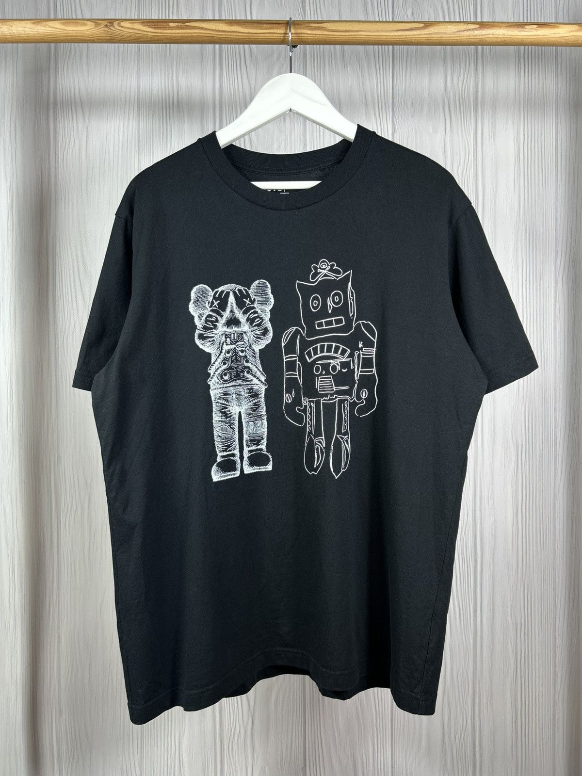 Andy Warhol × Kaws × Uniqlo Kaws x Andy Warhol x Uniqlo T-Shirt Size XL Size US XL / EU 56 / 4 - 1 Thumbnail
