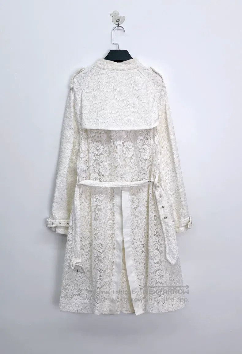Givenchy Givenchy White Openwork Floral Lace Double Breasted Belted Size XS / US 0-2 / IT 36-38 - 2 Thumbnail