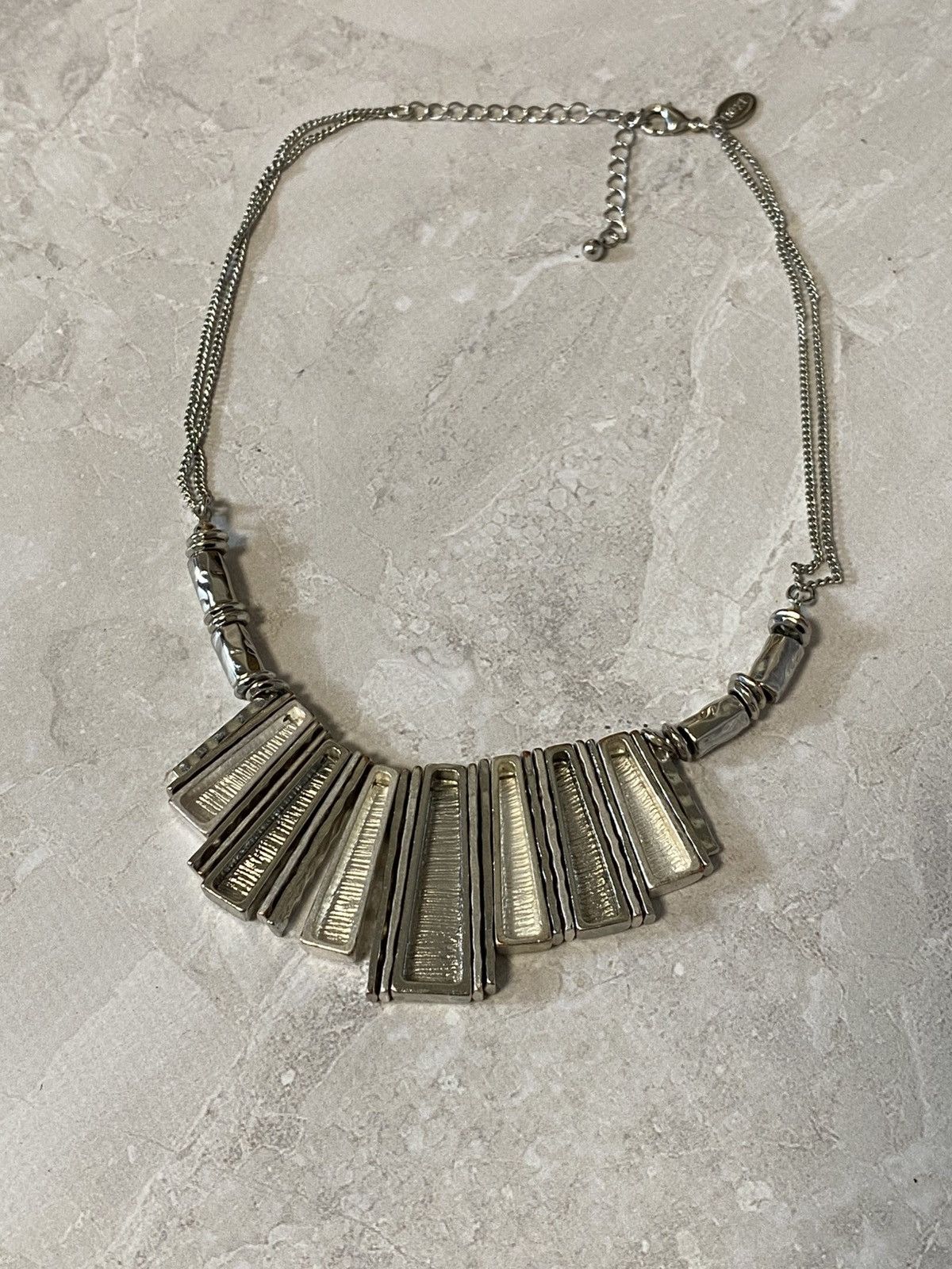 NEXT Next Silver Hammered Fringe Statement Necklace Size ONE SIZE - 6 Thumbnail