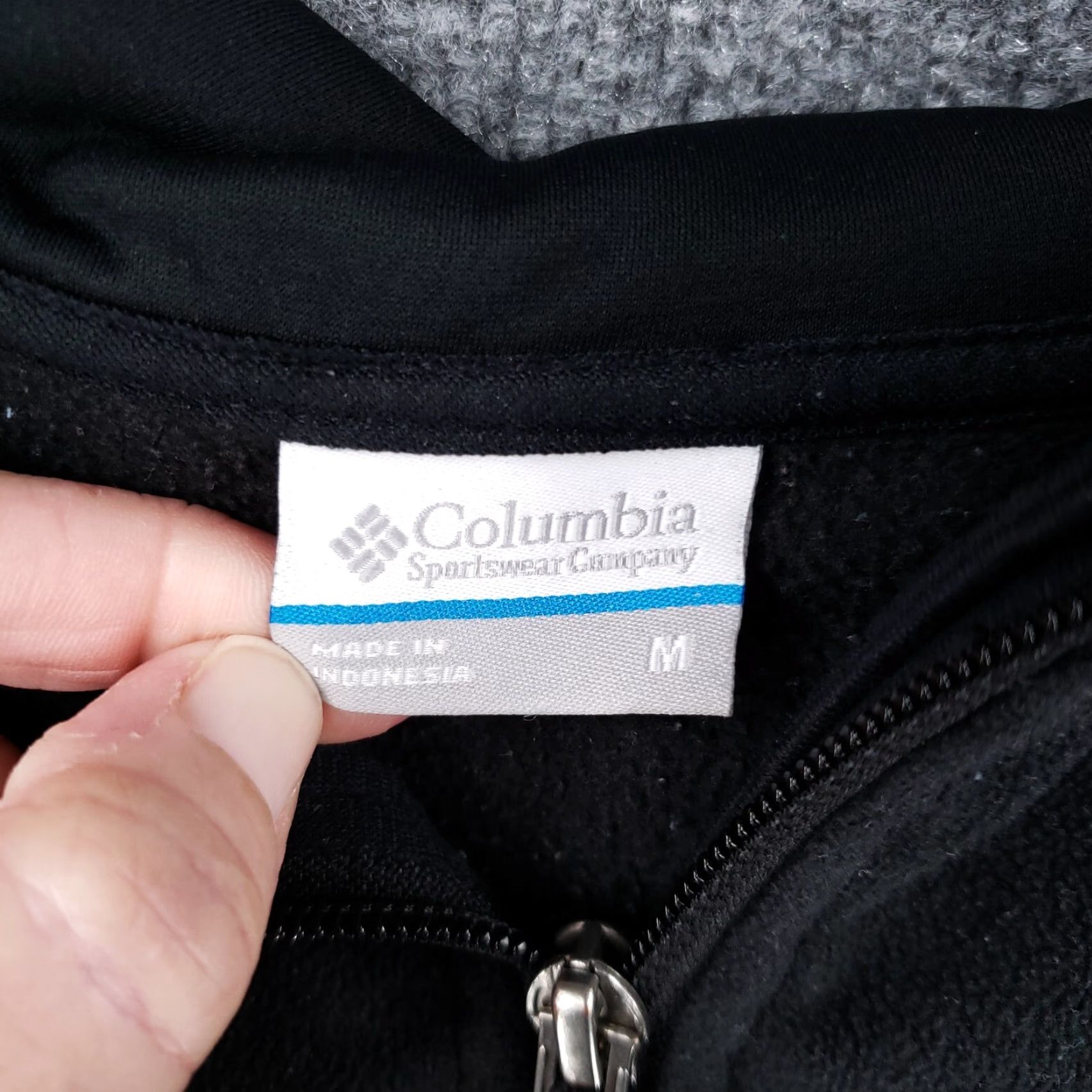 Vintage Columbia Jacket Womens M Medium Black Full Zip Hooded Fishing Winter Long Sleeve Jacket Women Black Full Zip Size M / US 6-8 / IT 42-44 - 6 Thumbnail