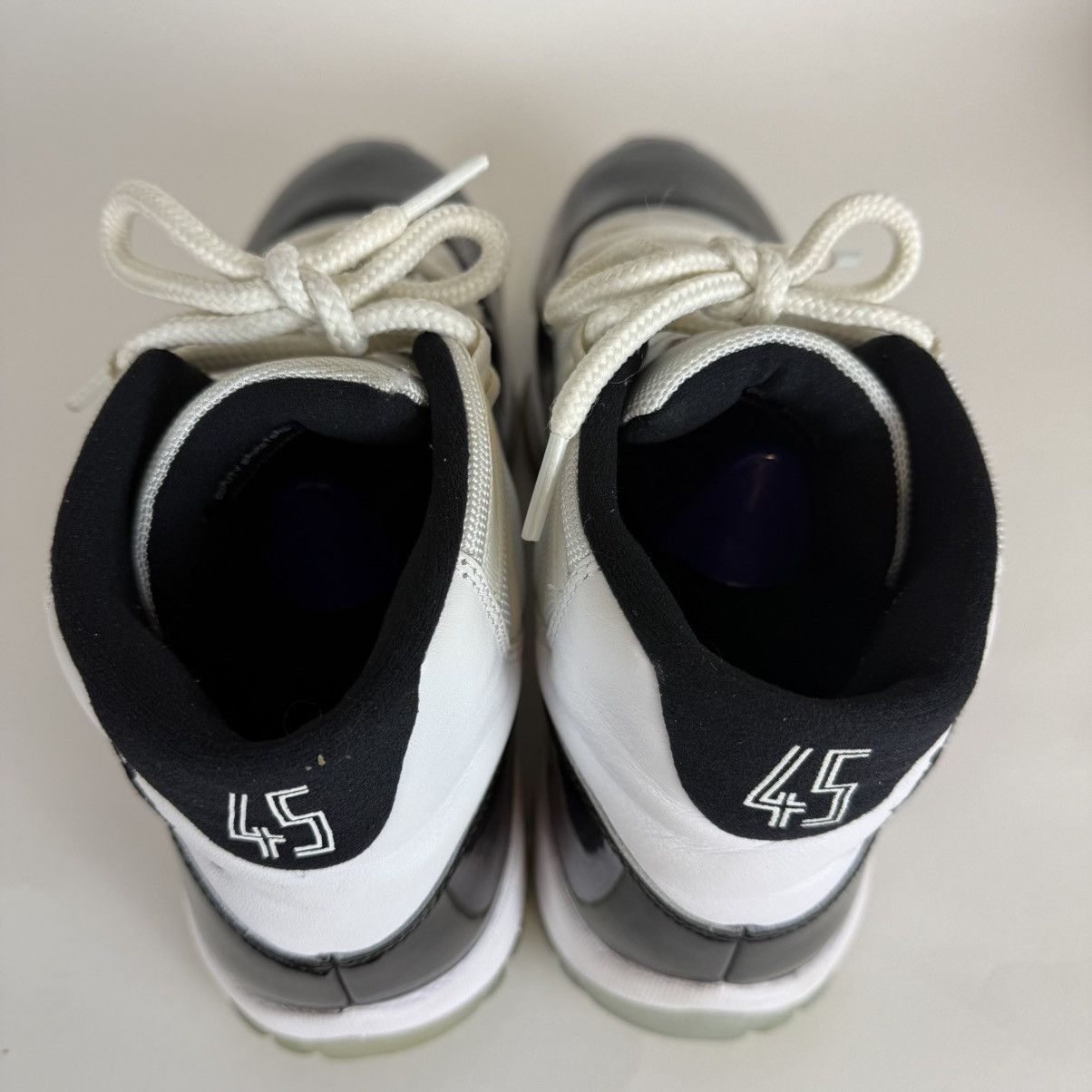 Jordan Brand × Nike Size 10.5-Jordan 11 Concord 2018-LIGHTLY WORN Size US 10.5 / EU 43-44 - 9 Thumbnail