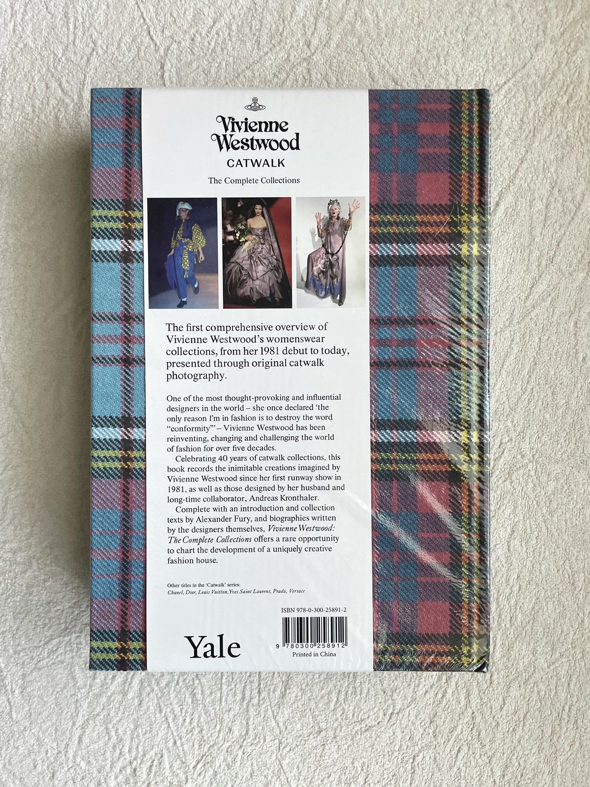 Vivienne Westwood Vivienne Westwood: The Complete Collections (Catwalk) Size ONE SIZE - 4 Thumbnail