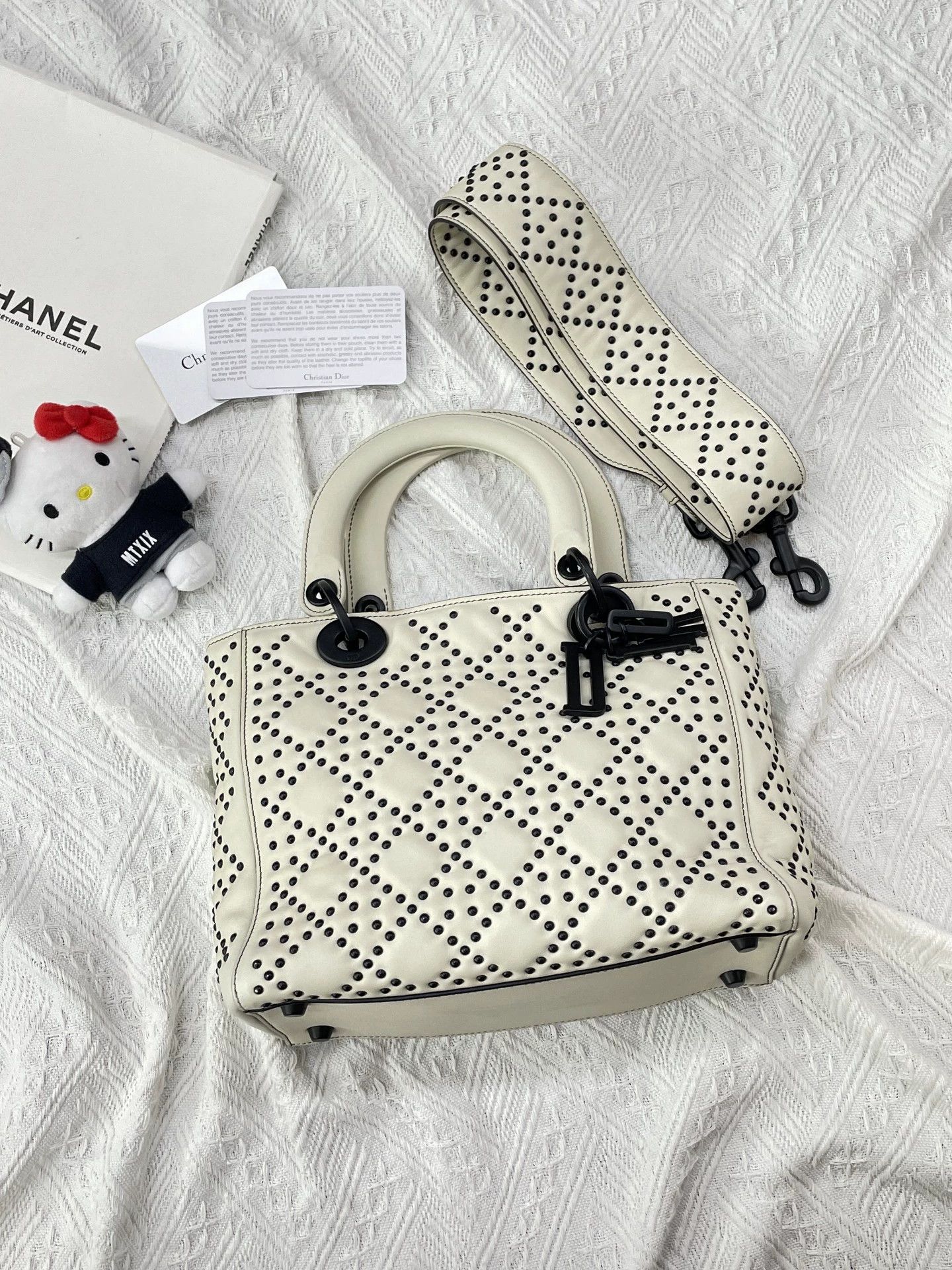 Dior Dior Lady Dior White Studded 5-Comp Matte Clasp LE Size ONE SIZE - 1 Thumbnail