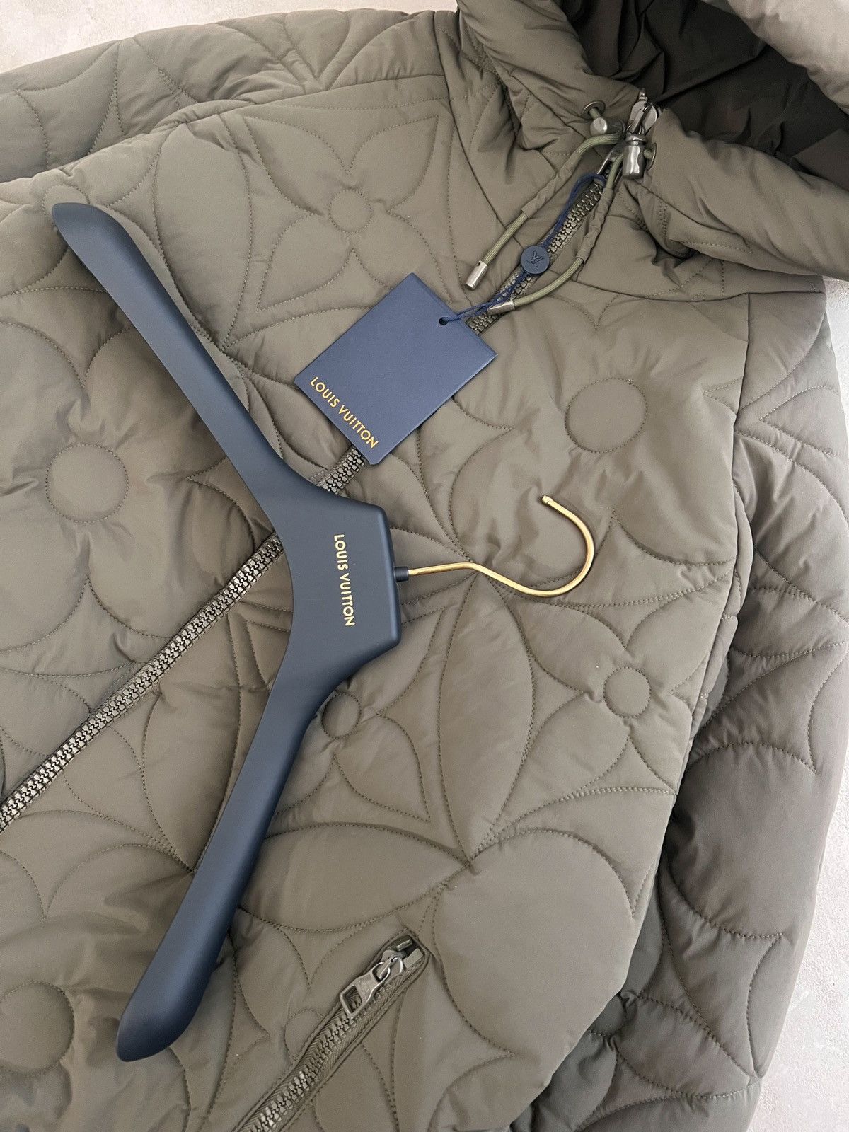 Louis Vuitton Louis Vuitton Quilted Hoodie Puffer Jacket Size US L / EU 52-54 / 3 - 7 Thumbnail