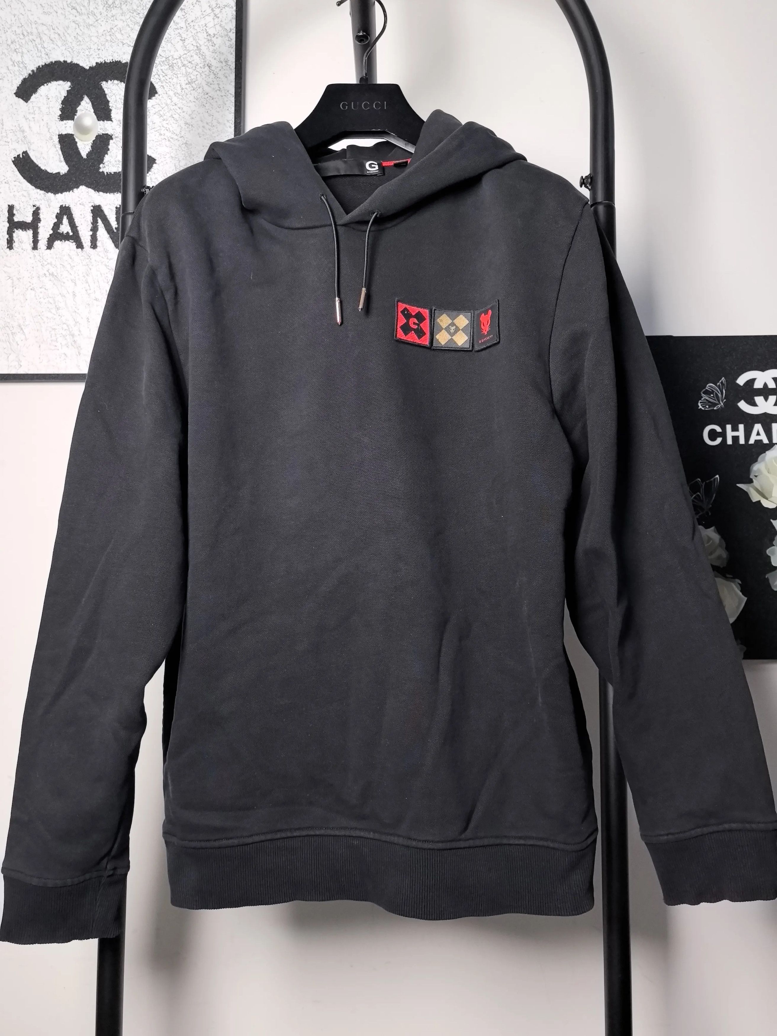 Givenchy Givenchy White Hoodie m Men Size US M / EU 48-50 / 2 - 1 Thumbnail