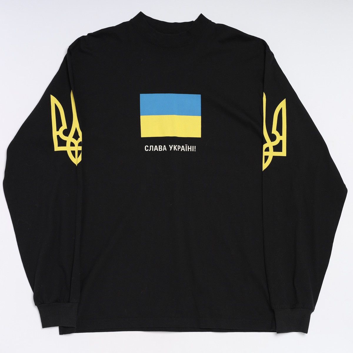 Balenciaga Balenciaga Limited Edition Ukraine Long Sleeve Sweatshirt 22 Size US M / EU 48-50 / 2 - 1 Thumbnail