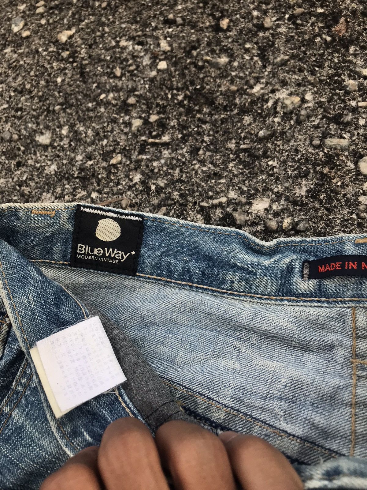 Japanese Brand Vintage Y2K Blue Way Distressed Denim pants Size US 28 / EU 44 - 10 Thumbnail