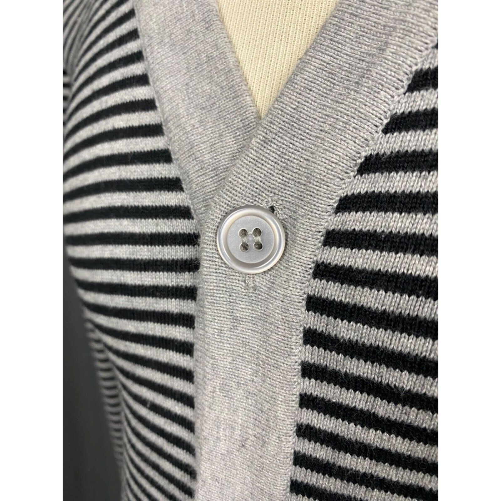 Lacoste Lacoste LIVE! Small Logo Men's Gray Striped Cardigan Sweater Size US XXL / EU 58 / 5 - 9 Thumbnail