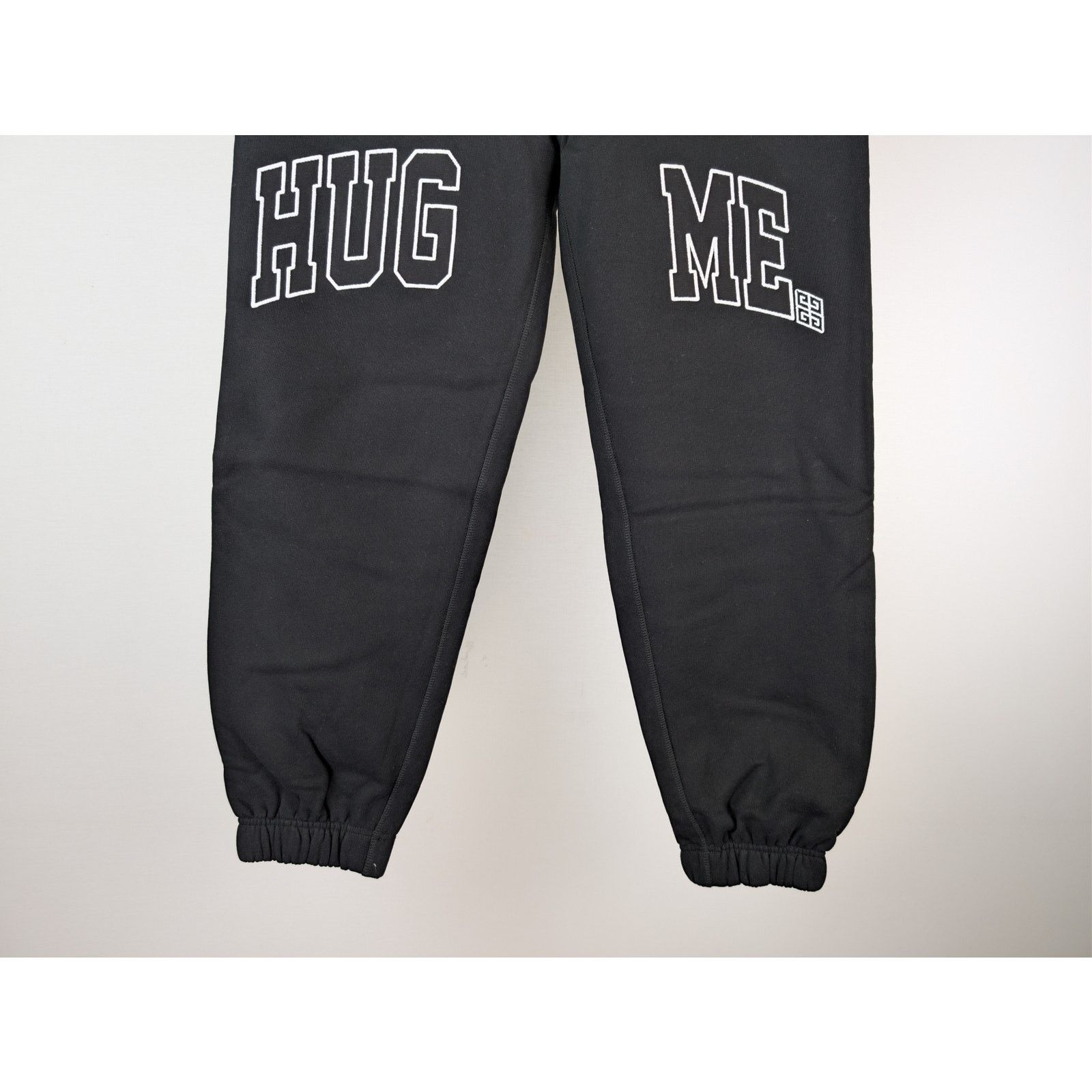 Givenchy o1rshd1 Hug Me Jogging Sweatpants / Trousers in Black Size US XL / EU 56 / 4 - 4 Thumbnail