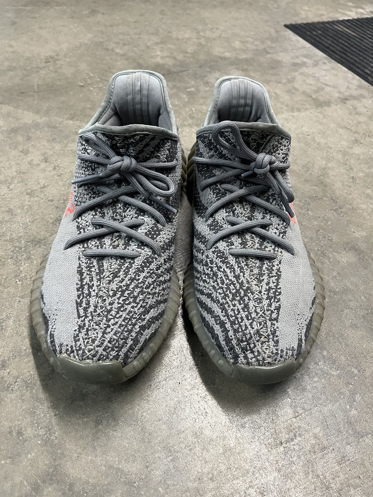 Adidas Adidas yeezy beluga 2.0 V2 Size US 10.5 / EU 43-44 - 3 Thumbnail