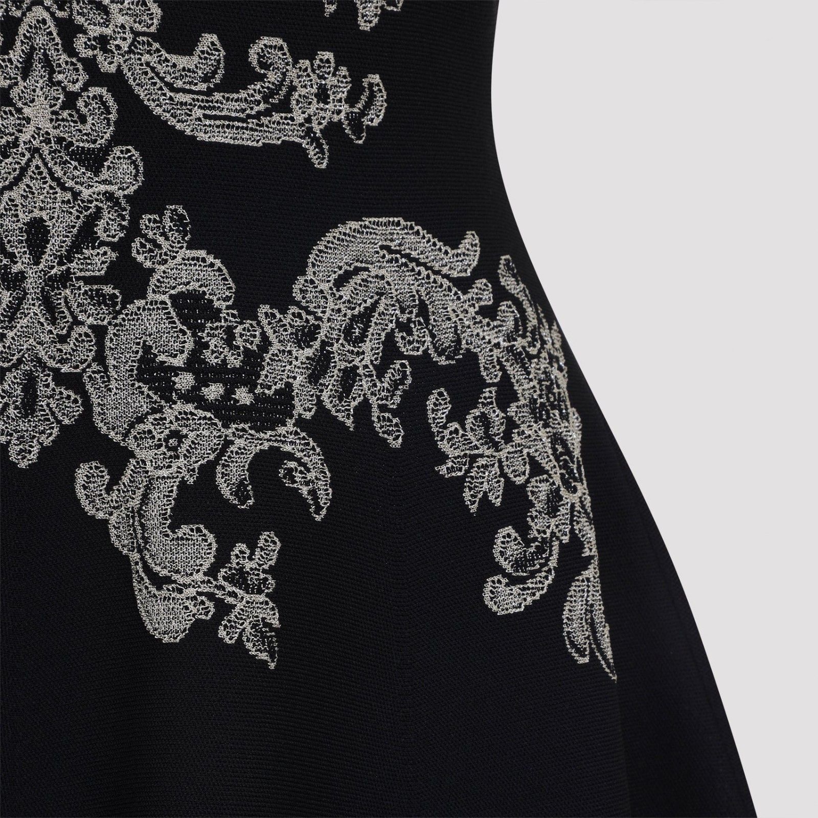 Etro Alexander Mcqueen Black Viscose Mini Dress New & Authentic Size S / US 4 / IT 40 - 4 Thumbnail