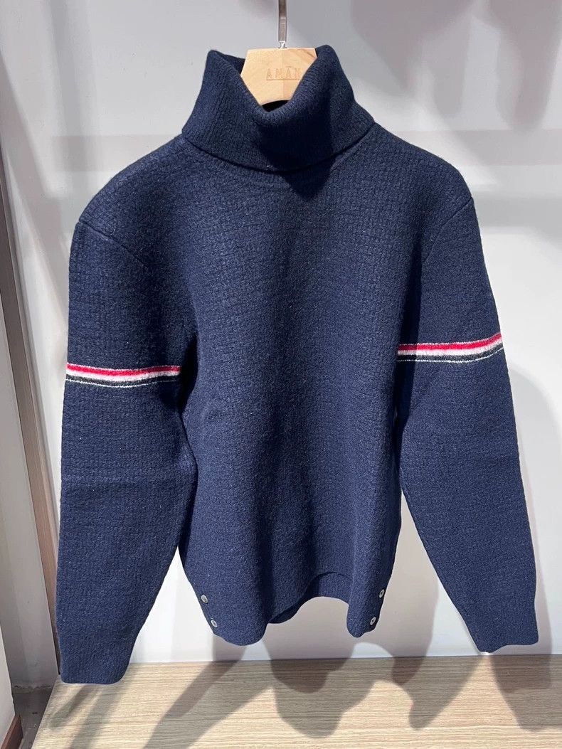 Thom Browne Thom Browne turtleneck sweater Size XS / US 0-2 / IT 36-38 - 2 Thumbnail