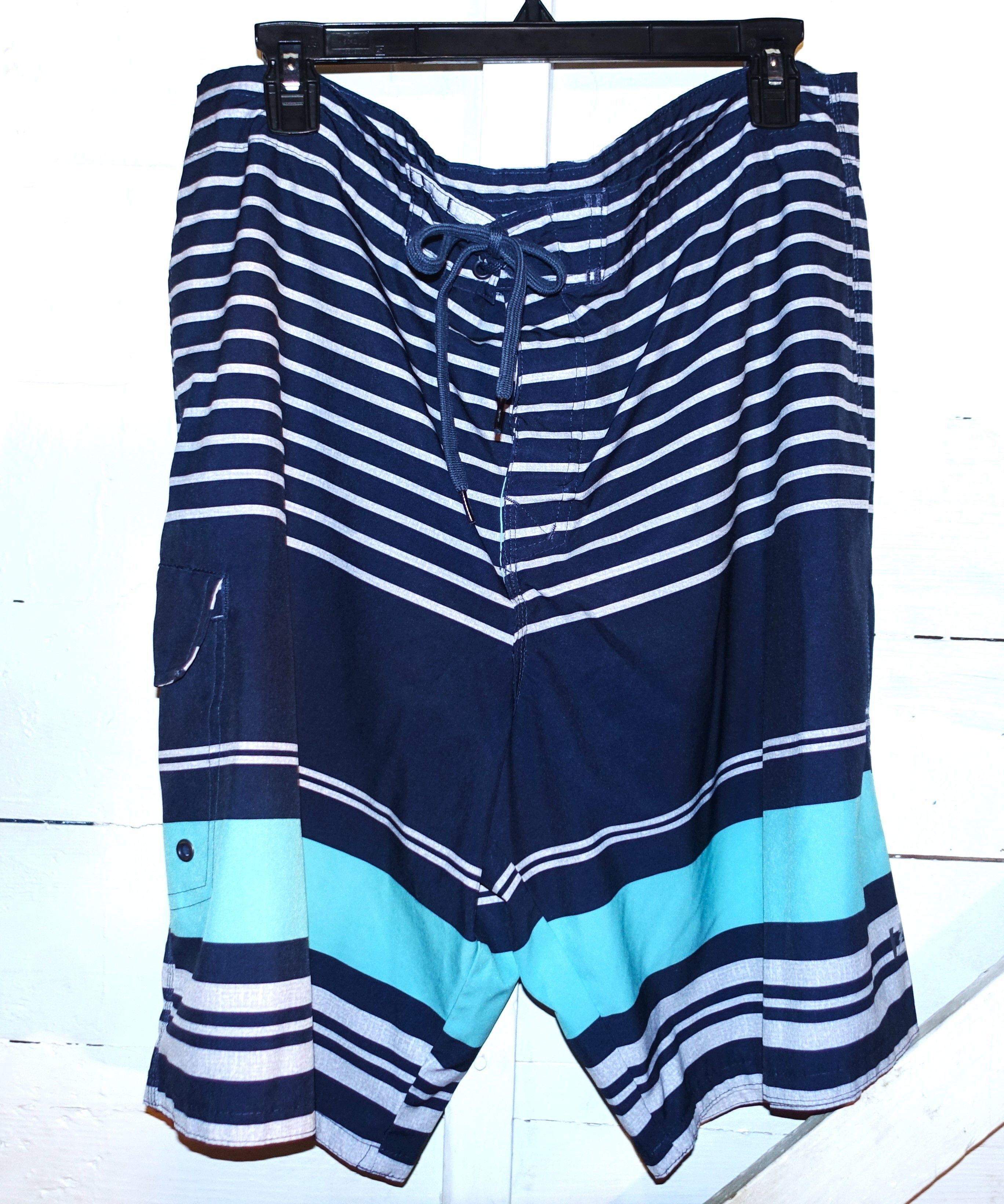 Other Amplify Blue Striped Board Shorts XL Size US 38 / EU 54 - 1 Thumbnail