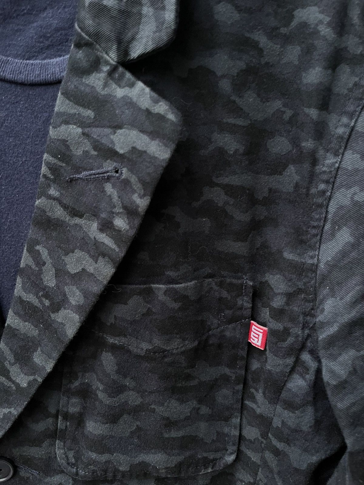 S/DOUBLE S/double x beams 2 pcs ; cotton blazer & plain navy tee Size US S / EU 44-46 / 1 - 3 Thumbnail