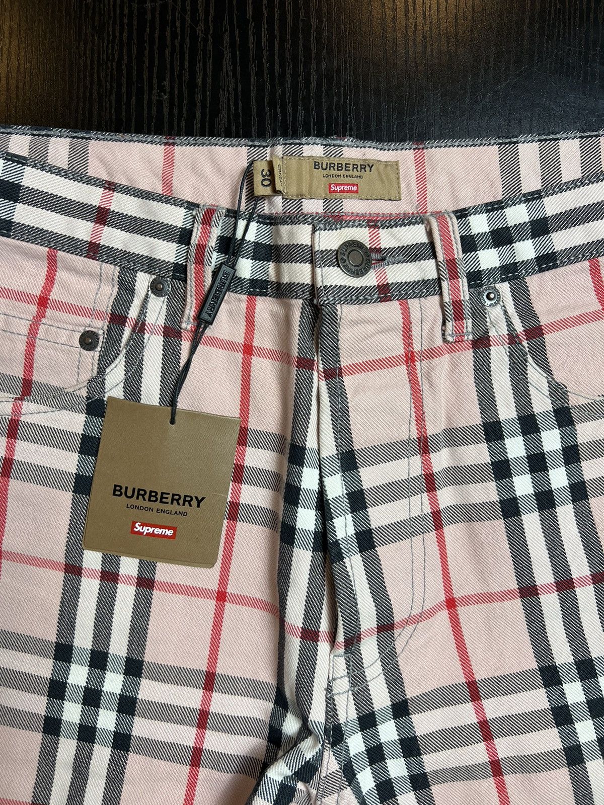 Burberry × Supreme Supreme x Burberry Size US 32 / EU 48 - 2 Thumbnail