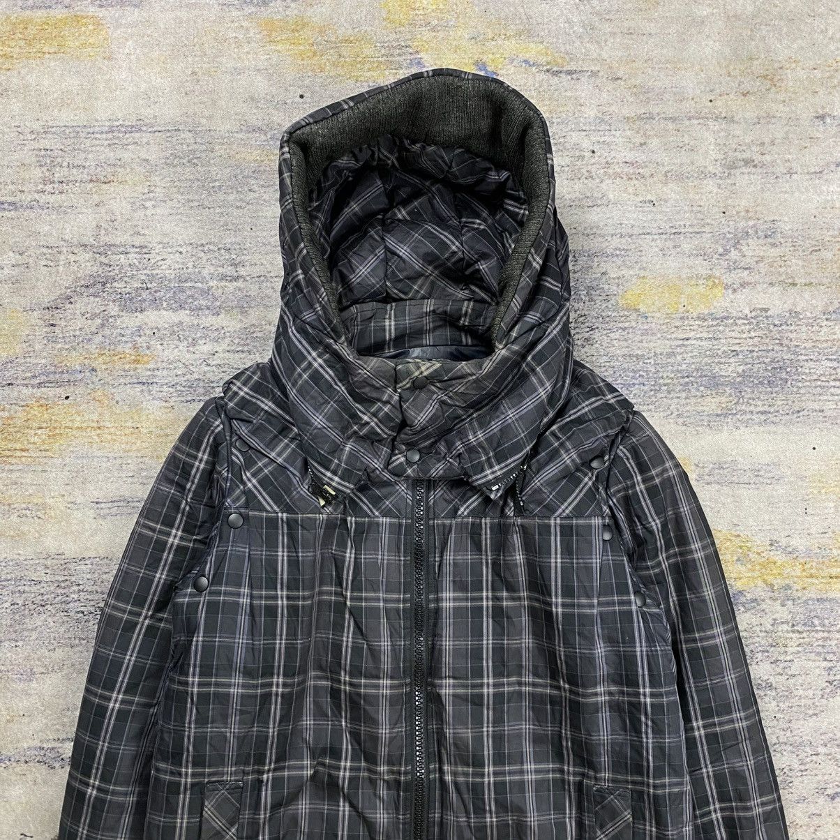 Final Home Final home 2 way plaid puffer jacket detachable hood Size US L / EU 52-54 / 3 - 5 Thumbnail