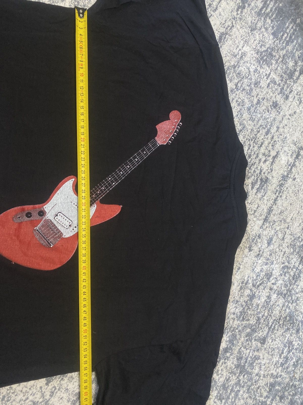 Vintage Nirvana kurt cobain portreit giutar ultra rare tee 00s/90s Size US L / EU 52-54 / 3 - 8 Thumbnail