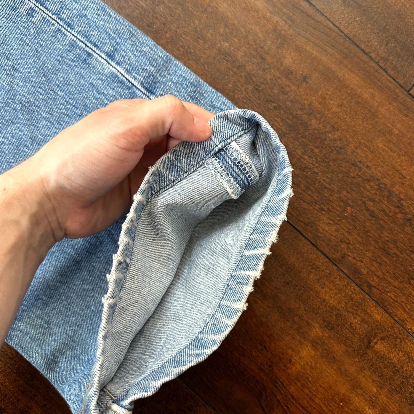 Levi's VINTAGE Levi's 501 90s Straight Leg Jeans 40x36 Light Wash Denim Men Size US 40 / EU 56 - 4 Thumbnail