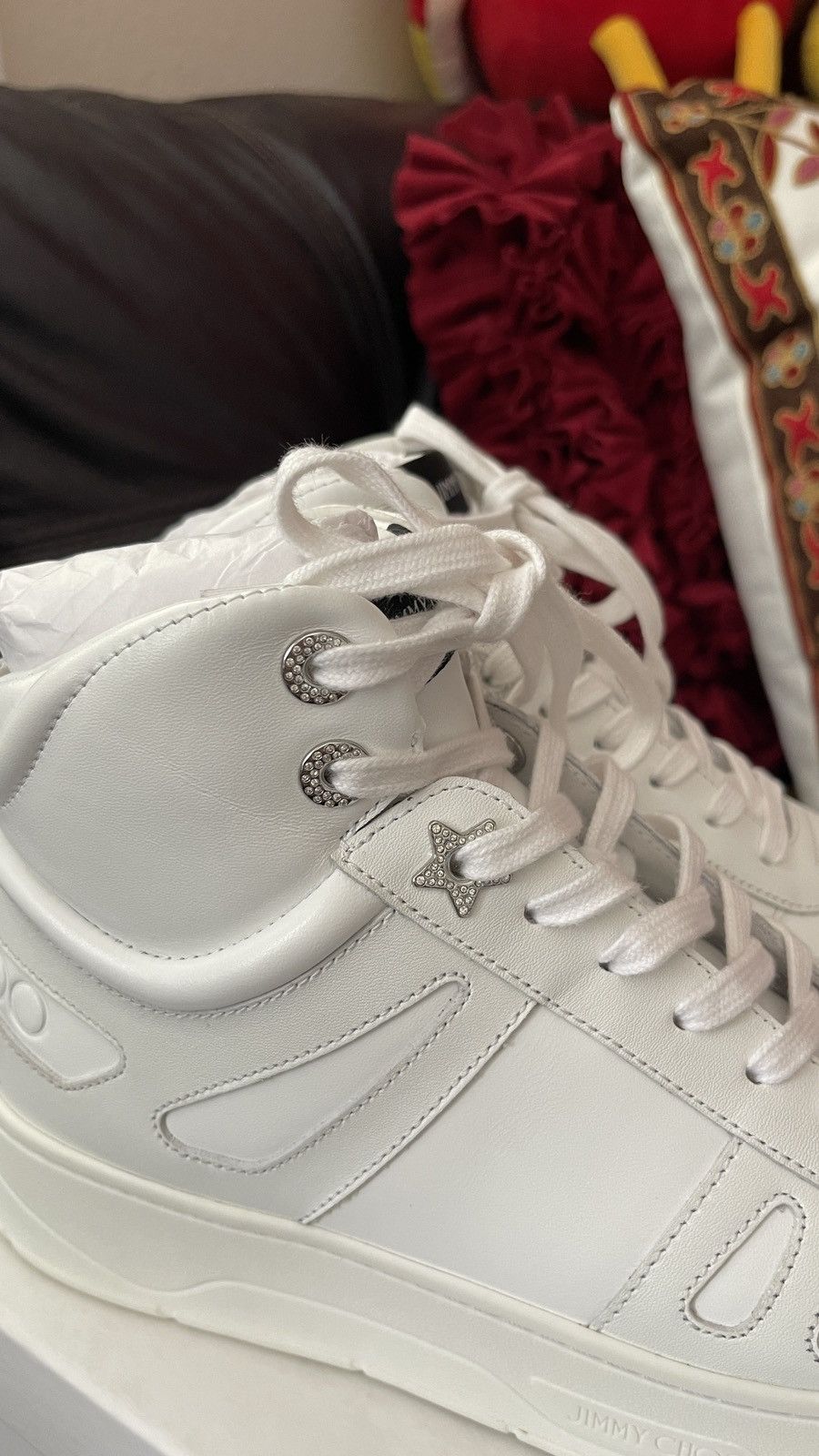 Jimmy Choo Jimmy Choo Hawaii low-top sneakers size 39 (8.5) brand new Size US 8.5 / IT 38.5 - 6 Thumbnail