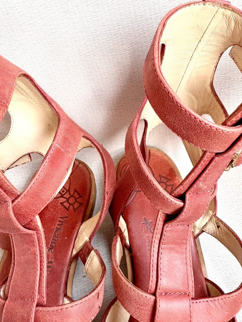 Vivienne Westwood Vivienne Westwood Red and brown Roman sandals Size US 7.5 / IT 37.5 - 3 Thumbnail