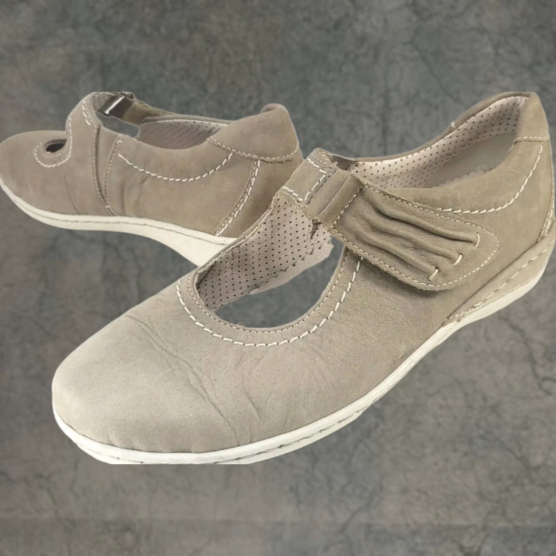 Vintage ARA Women's Mary Jane Flat US 7M Taupe Hook & Loop Strap Shoes Size US 7 / IT 37 - 1 Thumbnail