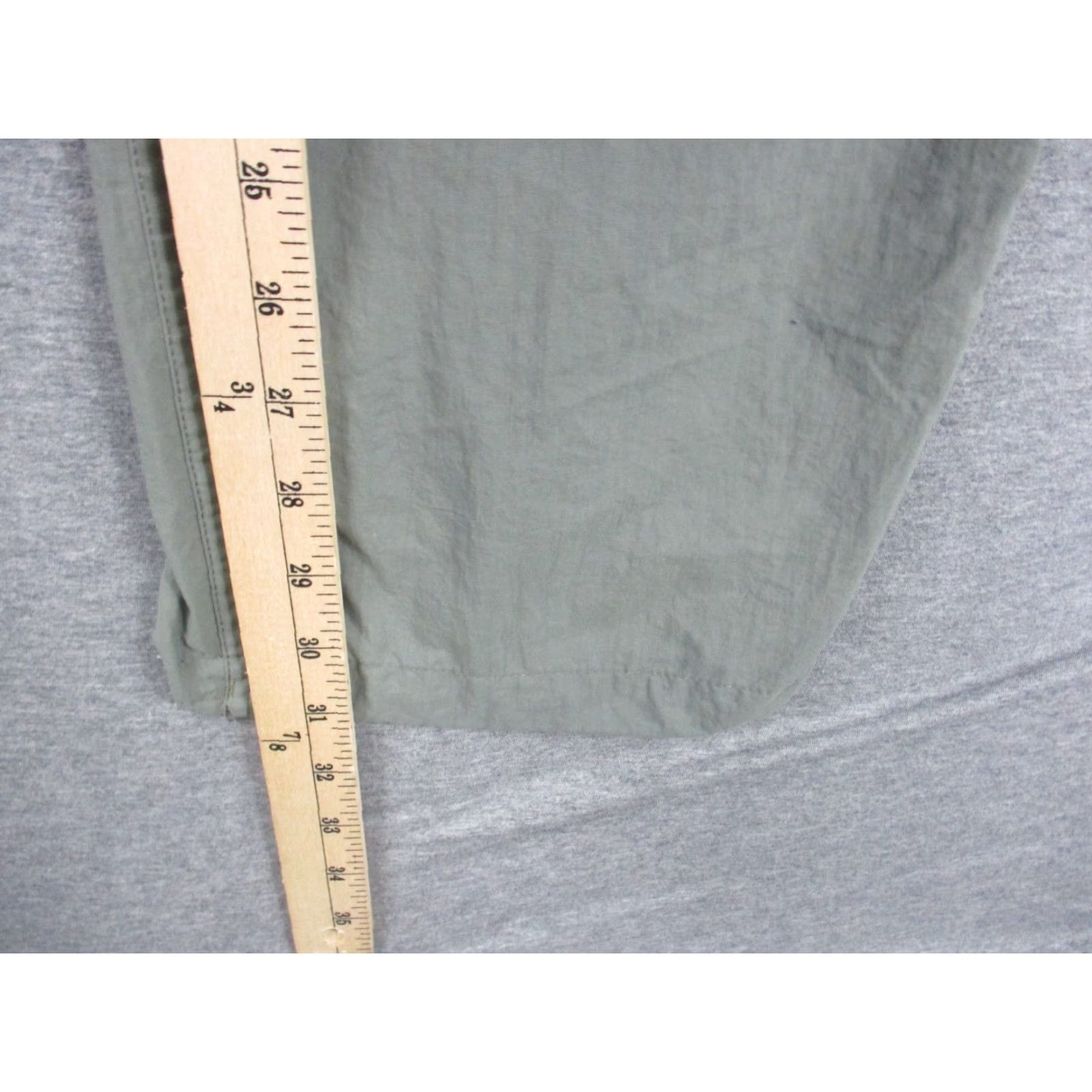 Vintage REI COOP Hiking Pants 30x31 Green Outdoor Cargo Nylon Mens Pants Regular Green Nylon Cargo 30x31 90s? Size US 30 / EU 46 - 7 Thumbnail