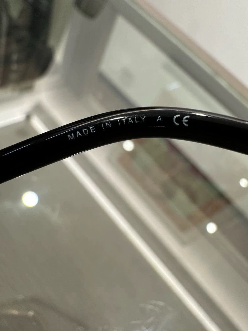 Chanel Chanel Metal Chain CC Runway Sunglasses Size ONE SIZE - 7 Thumbnail