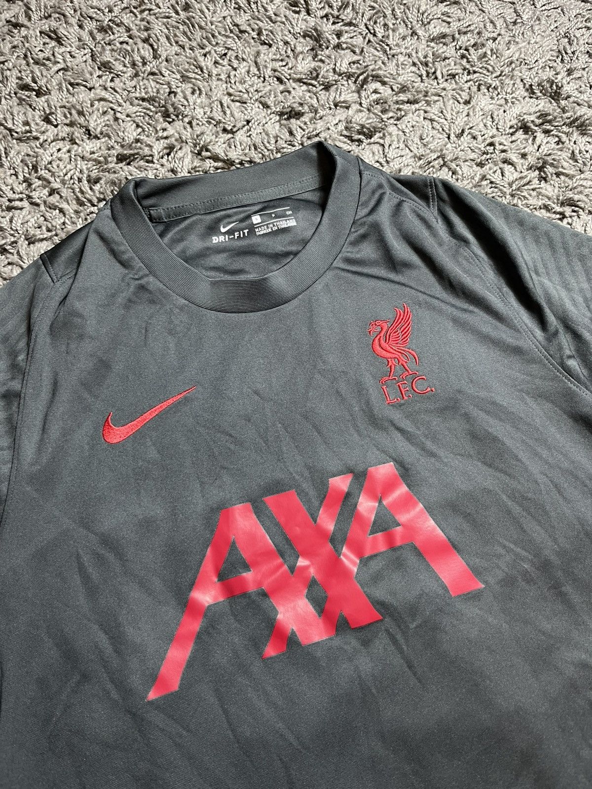 Nike NIKE LIVERPOOL TRAINING 2020/21 SOCCER FOOTBALL JERSEY Size US S / EU 44-46 / 1 - 2 Thumbnail